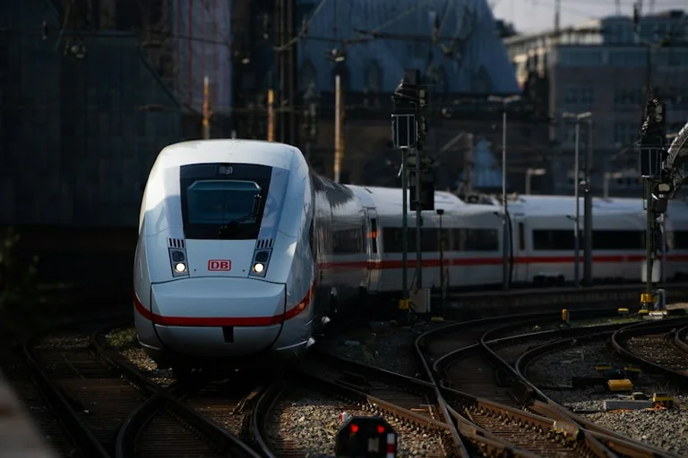 Bahnfahrt am 29. Oktober: Verbindung vor Abfahrt prüfen
