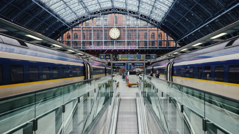 Bahnverspätung im Herbst: Diese Fahrgastrechte gelten