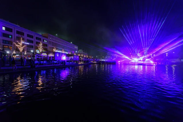 Lichtkunst und Sonntagsshopping: Kiel leuchtet am 1. November
