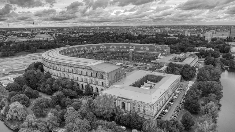 Neue Dauerausstellung im Nürnberger Dokumentationszentrum öffnet am 4. November