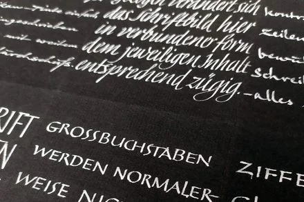 Offenbach zeigt Kalligraphie zwischen Tradition und freier Form