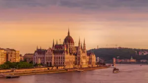 Ungarnaufstand 1956: Vom Budapester Protest zur Flucht