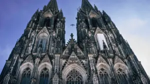 Wie der Kölner Dom seit 1880 Kölns Stadtbild prägt